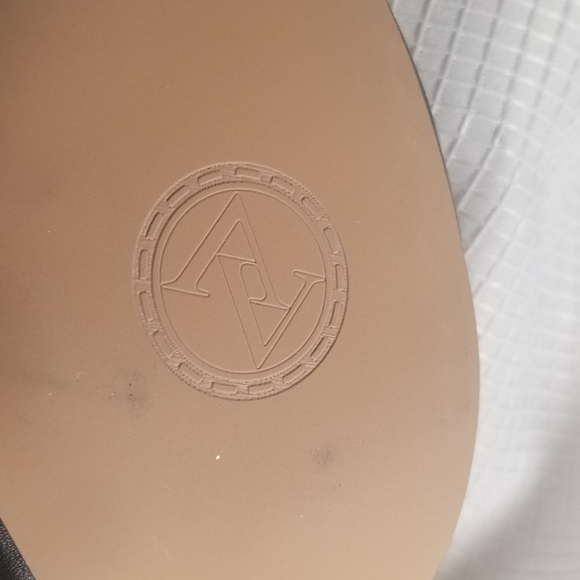 GORGEOUS Adrienne Vittadini Mules - Picture 12 of 13